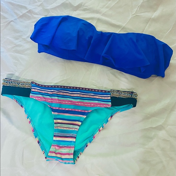 Strapless ruffle bikini w/stripe bottoms Sz sm - Picture 2 of 13